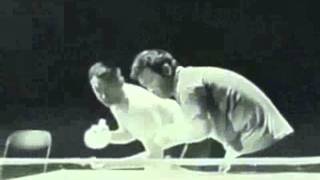 Bruce Lee playing ping pong with nunchuck.flv