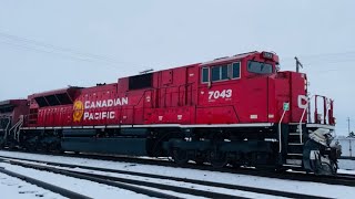 CP 135 thru Tilbury with an ACu leader 🔥1-28-2023