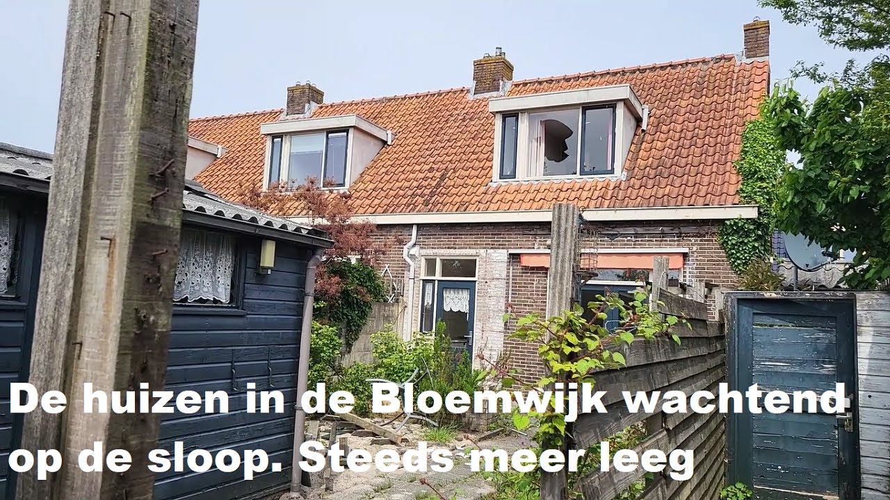 De Huizen In De Bloemwijk Wachtend Op De Sloop. Steeds Meer Leeg - YouTube