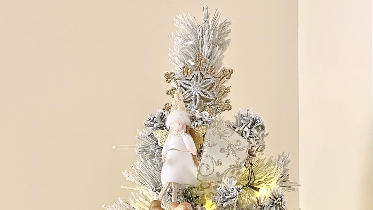 Decorating My Christmas Tree Youtube