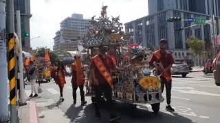 壬寅年艋舺青山宮值東爐主慶贊艋舺青山宮靈安尊王聖誕正日祈安賜福遶境大典{鹿港進樂社白鐵走路鼓亭}