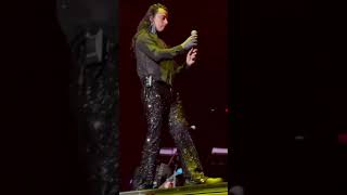 Ronnie Radke singing "The Drug In Me Is You" at Madison SG, NY, 6/23/2023