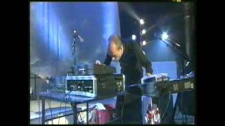 Matthew Herbert aka Radio Boy - Live (MusicPlanet 2Nite) Hamburg 2002