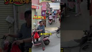 专业代钓百斤大鱼惊现菜场，我是真专业，真不是来搞笑的……【女钓友微微】