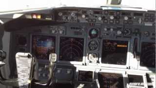 Boeing 737-800 NG cockpit overview