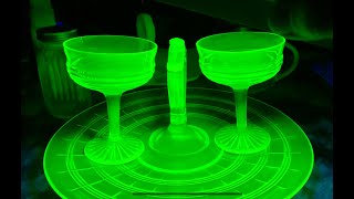 ☢️😱 URANIUM GLASS! ☢️ U-235 \u0026 U-238 RADIOACTIVE!