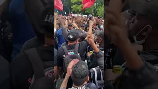 NOTICIA AGORA Torcida organizada do Corinthians gritando na avenida paulista #shorts