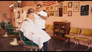 💈 Relaxing Haircut At Super Cozy Local Orlando Pink Barbershop | Eleanor’s Barbe