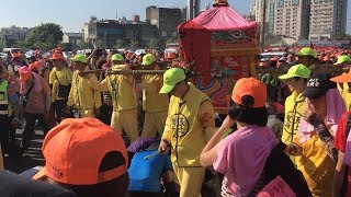 鑽轎底(北港麥當勞)~拱天宮白沙屯媽祖回鑾(往北港武德宮方向)~2018戊戌年白沙屯媽祖進香