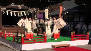 2021, in Japan　秩父神社　巫女舞「柞乃舞」Shrine maiden dance