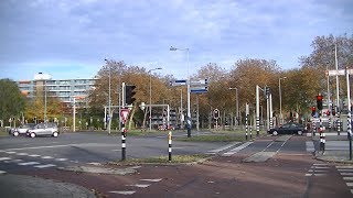 Spoorwegovergang Rotterdam // Dutch railroad crossing