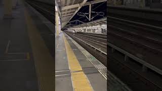 郡山駅を通過する新幹線　Shinkansen passing through Koriyama Station