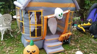 Gemmy 2007 rotating haunted house inflatable: PROS AND CONS