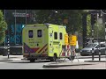 politie begeleidt ambulances naar erasmus mc rotterdam na heftige schietpartij in alblasserdam