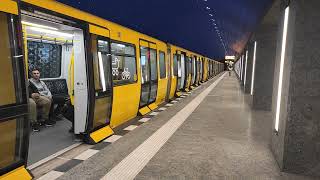 BVG Berlin U-Bahn IK | Stadler Tango | U5 Museuminsel