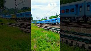 🚂 NEW LHB KANNUR JAN SHATABDI 💙 TOWARDS TRIVANDRUM CTRL #janshatabdiexpress #train #indianrailways