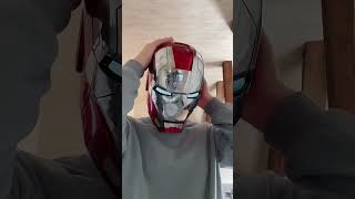 UN CASQUE IRON MAN