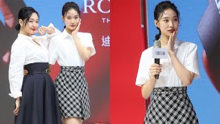 小S带二女儿出席活动，Lily高级脸气质完虐妈妈，母女同框似姐妹