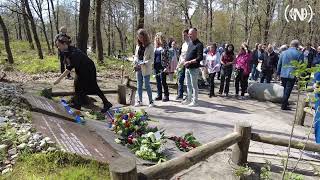 Indrukwekkende herdenking bij het Verscholen Dorp in Vierhouten