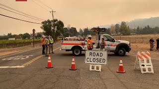 Thousands evacuate as winds fuel Calif wildfire