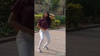 Nai koi picture dikha de #trending #bollywoodance #shortsvideo #dance by  Priya behera please like