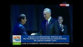 NTG: ASEAN chairmanship, ipinasa na ng Pilipinas sa Singapore sa pagtatapos ng ASEAN Summit 2017