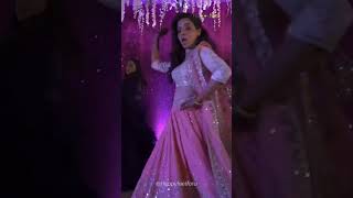 Yaad Piya Ki Aane Lagi | Bride & Bridesmaids Performance | Happy Feet Choreography