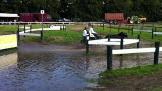 Marathon mennen Beesd hindernis 1 19-8-2011