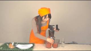 GREENIS ALL-IN-ONE SLOW JUICER-JUICING