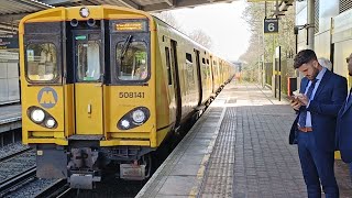 Merseyrail Class 508 \u0026 507 (141 \u0026 004) arriving into Liverpool South Parkway - Northern Line