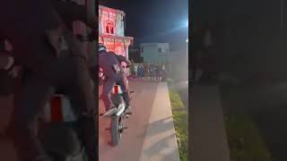 BIKE SHUNT IN WEDDING||बाइकर स्टंटमैन ने ऐसे रचाई शादी,स्टेज पर दिखाया कमाल