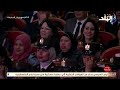 تسبب في بكاء الحضور - طفل يبدع في الغناء عن الأم أمام الرئيس السيسي في احتفالية المرأة المصرية