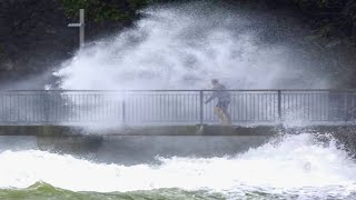 State of emergency in New Zealand! Cyclone Gabrielle is wreaking havoc and destruction!