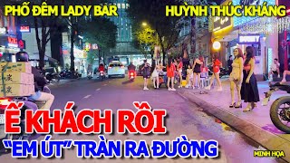 THẢM RỒI "EM ÚT" TRÀN RA ĐƯỜNG "Ế KHÁCH" NHỔNG BÁNH - CHỢ CŨ HUỲNH THÚC KHÁNG ĂN CHƠI SÀI GÒN