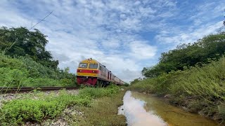 อาบน้ำแร่ แลรถไฟ…  ดูรถไฟผ่านแหล่งน้ำพุร้อนท่าฉาง จ.สุราษฎร์ธานี