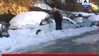 Amazing snowfall visuals from Himachal and J\u0026K