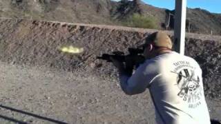 Shooting Full Auto M4A1 with the Surefire 60rd Magazine