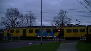 Spoorwegovergang Oss // Dutch railroad crossing