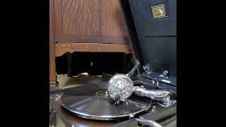 暁 テル子 ♪美女櫻匂ふよ♪ 1950年 78rpm record. HMV Model No 102 Gramophone