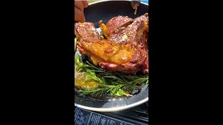 牧民爸爸用高山土牛肉給女兒煎牛排，草原上原滋原味的美食！#shorts ｜洛桑和小志瑪