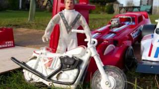 Evel Knievel Stunt Cycle, The White Bike Wipeouts Jump #7