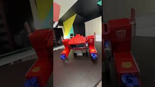 Transforming robot toy