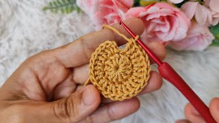 This crochet piece could save your life this Christmas 🎁🎄💰 (subtitles)