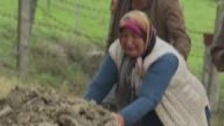 Bereaved family mourn miner's death in Turkey