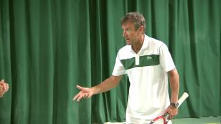 Coaching Corner: Roger Federer's volley