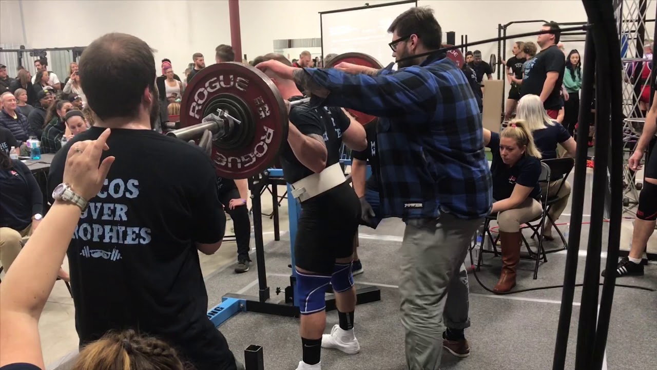 MY FIRST POWERLIFTING MEET - YouTube