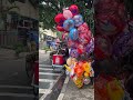 kasian balon abangnya mandi hujan