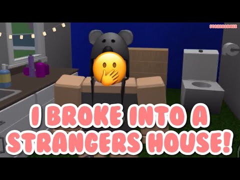 How To Glitch Into Someone’s House In Roblox Bloxburg!! 🤭👽 - YouTube