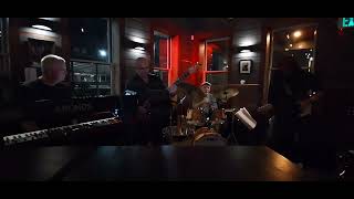 Dennis  Hughes quartet @the red door, providence, r.i, 11/4/24,1st set