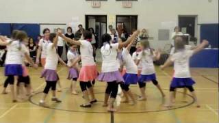 Rikudiyah 2011 Bialik school dancers •  רקדניות ב\